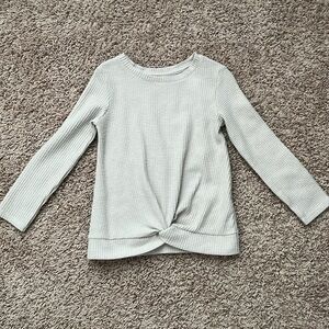 Barely worn- girls size 5T- cat and jack Henley.